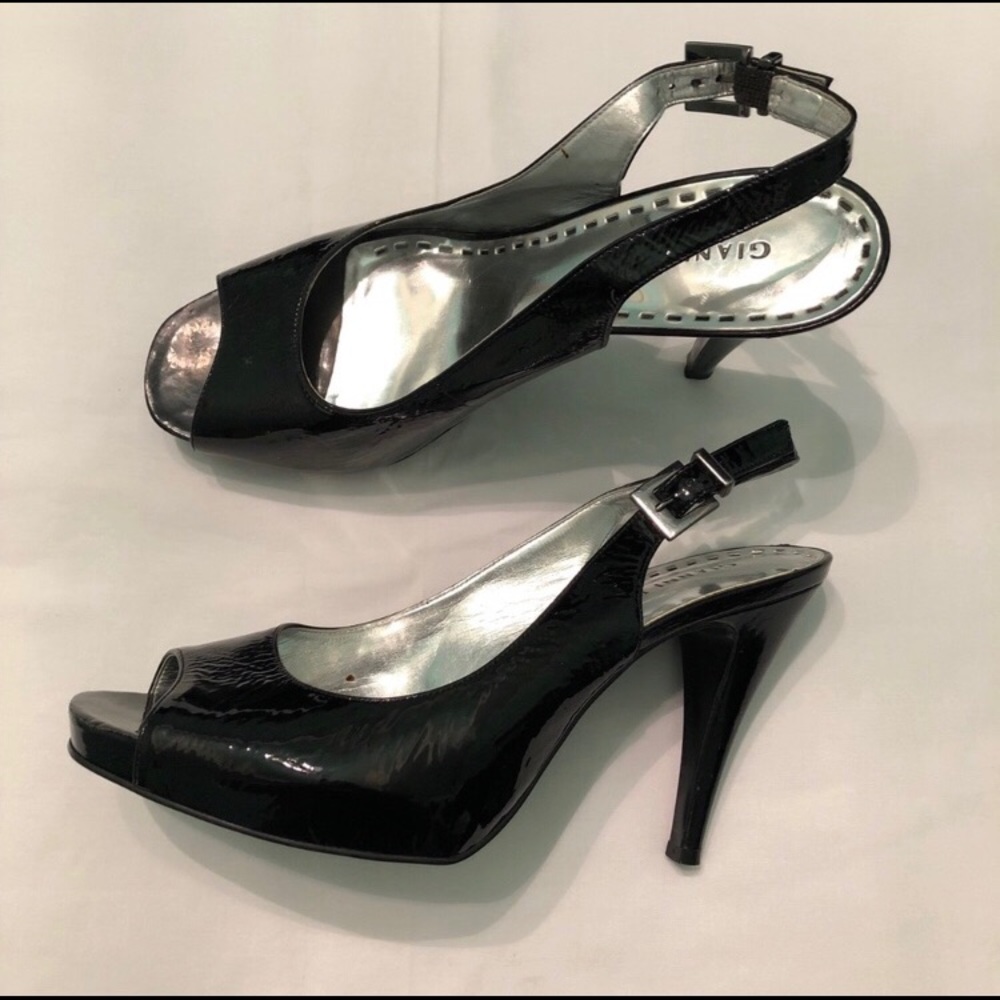 Gianni Bini Womens Peep Toe Heels, Black 4” 7.5M - Picture 2 of 8